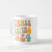 Mug Kamala Harris Shapiro Wavy Text Retro tendance (Devant gauche)