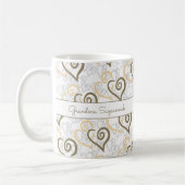 Mug Khaki Brown Linked Heart Art Personnalisé (Gauche)
