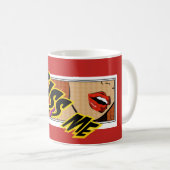 Mug Kiss Me Comic Pop Art (Devant droit)
