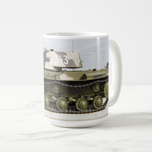 MUG KV-1 (Devant droit)