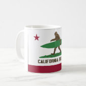 Mug La Californie surfant Bigfoot Shortboard (Devant gauche)