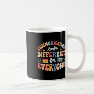 Mug La Communication Semble Différente Pour Tous L'Aut