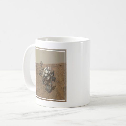 Mug La Curiosité A Rover Sur La Surface De Mars. (Devant gauche)