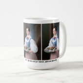 Mug La Dame avec petit déjeuner sur un plateau (Devant droit)