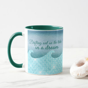 Mug La dérive sur les marées soustraient le bleu et 