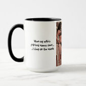 Mug La femme de Bisexual visite sa petite amie (Gauche)