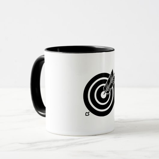 Mug La flèche atteint une cible ronde (Devant gauche)