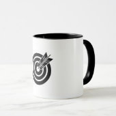 Mug La flèche atteint une cible ronde (Devant droit)