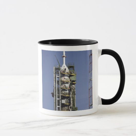 Mug La fusée Soyouz est montée en position (Droite)