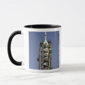 Mug La fusée Soyouz est montée en position (Gauche)