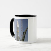 Mug La fusée Soyouz est montée en position 2 (Devant gauche)