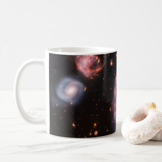 Mug La Galaxie Cartwheel Et Ses Galaxies Compagnons. (Avec donut)
