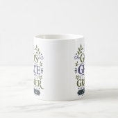 Mug La Grâce de Dieu Est Plus Grande Quotidien Dévoilé (Centre)