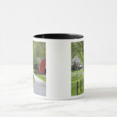 Mug La grange et la ferme rouges logent près de (Centre)