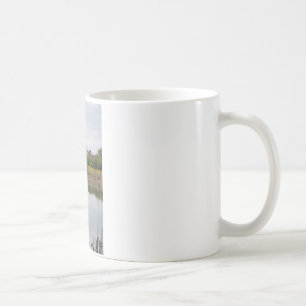 Mug La grange reflétée dans l'eau