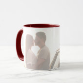 Mug La Journée du Baiser - Célébrons l'Amour Chaque Jo (Devant gauche)