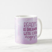 Mug La lecture est un rêve les yeux ouverts (Devant droit)