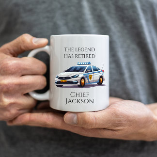 Mug La légende a la police à la retraite Personnalisé