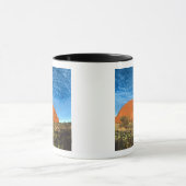 Mug La lueur rouge du célèbre Ayers Rock dans l'arrièr (Centre)