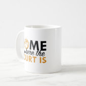 Mug La Maison Est Là Où Se Trouve La Cour (Devant gauche)