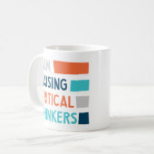 Mug La montée en puissance des penseurs critiques (Devant gauche)