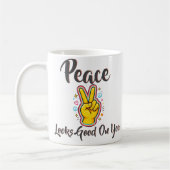 Mug La paix vous va bien – Graphisme vibes positives (Gauche)