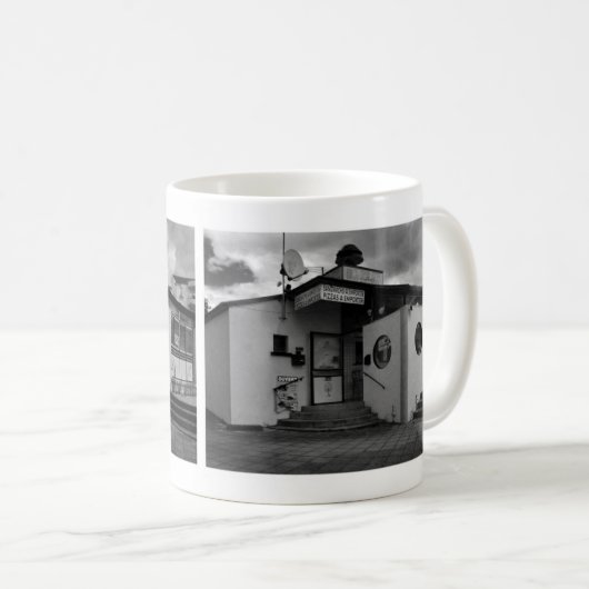 Mug La Pizza Place. (Devant droit)