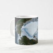 Mug La Planète Terre Montre La Couverture De Glace De  (Devant gauche)