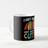 Mug La première année est devenue beaucoup plus mignon (Devant gauche)