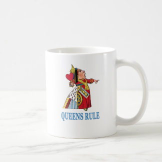 Mug La reine de coeur déclare : "Les reines gouvernent