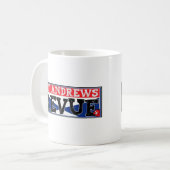 Mug La revue de Saint Andrews (Devant gauche)