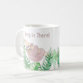 Mug La Sloth Personnalisée S'Y Accroche (Devant gauche)