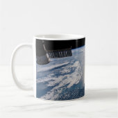 Mug La Station Spce Internationale Au-Dessus De L'Atla (Gauche)