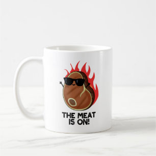 Mug La Viande Se Trouve Sur Un Pun De Steak De Nourrit