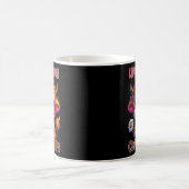 Mug La vie arrive, le café aide (Centre)