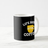 Mug La vie commence après le café Basic Dark (Devant droit)