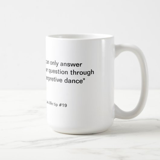 Mug La vie de Nakor incline la danse interprétative (Droite)