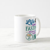 Mug La Vie Est Courte À Jeûne, Ce Qui La Rend Plus Amu (Devant droit)