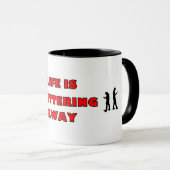 MUG LA VIE EST EN TRAIN DE TWITTER (Devant droit)