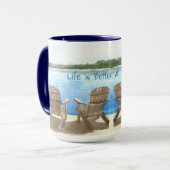 Mug La vie est meilleure au lac, chaises Adirondack, M (Devant gauche)