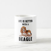 Mug La vie est meilleure avec un Beagle (Centre)