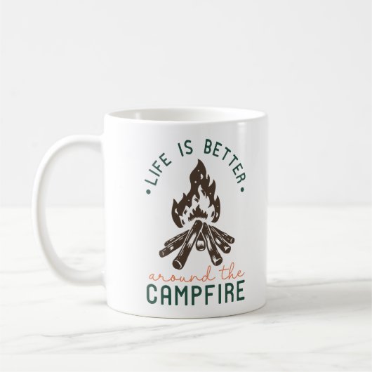 Mug La Vie Est Mieux Autour Du Feu De Campagne (Gauche)