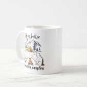 Mug La Vie Est Mieux Autour Du Feu De Campagne (Devant gauche)