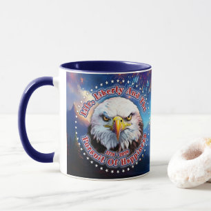 Mug La vie, la liberté et le pur feu d'artifice Brown 