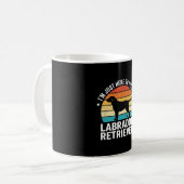 Mug Labrador Retriever Chien Rétro Caressant (Devant gauche)