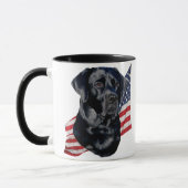 Mug Labrador retriever noir et drapeau (Gauche)