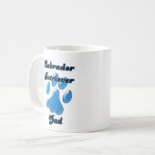 Mug Labrador Retriever Papa Pawprint bleu (Devant gauche)