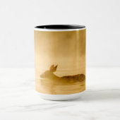 Mug lac Blanc-coupé la queue crossing de cerfs communs (Centre)