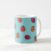 Mug Ladybugs, arrière - plan bleu, charmant patte sans (Devant droit)