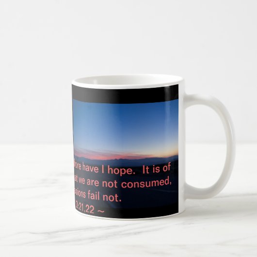 Mug Lamentations 3:21-22 (Droite)